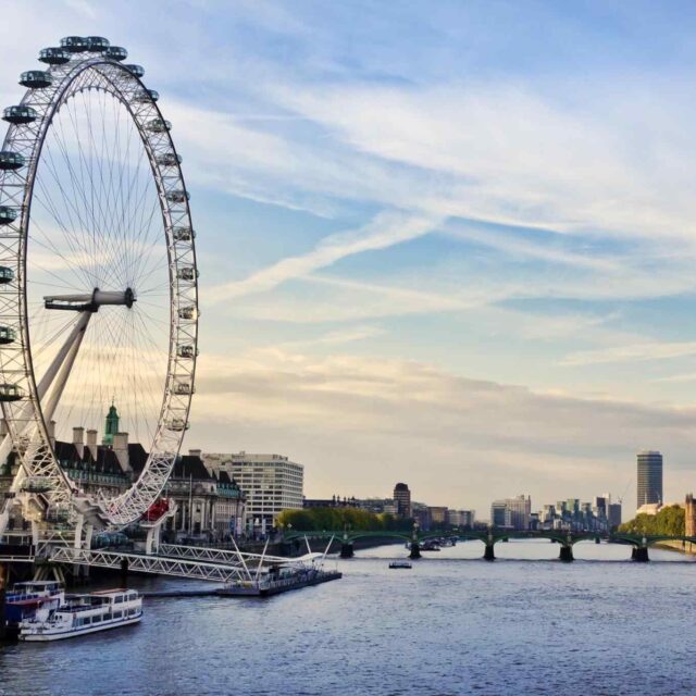 https://westchestertravel.com/wp-content/uploads/2018/09/destination-london-01-2-640x640.jpg