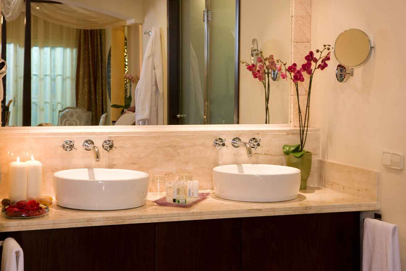 jr-suite-majestic-elegance-wc