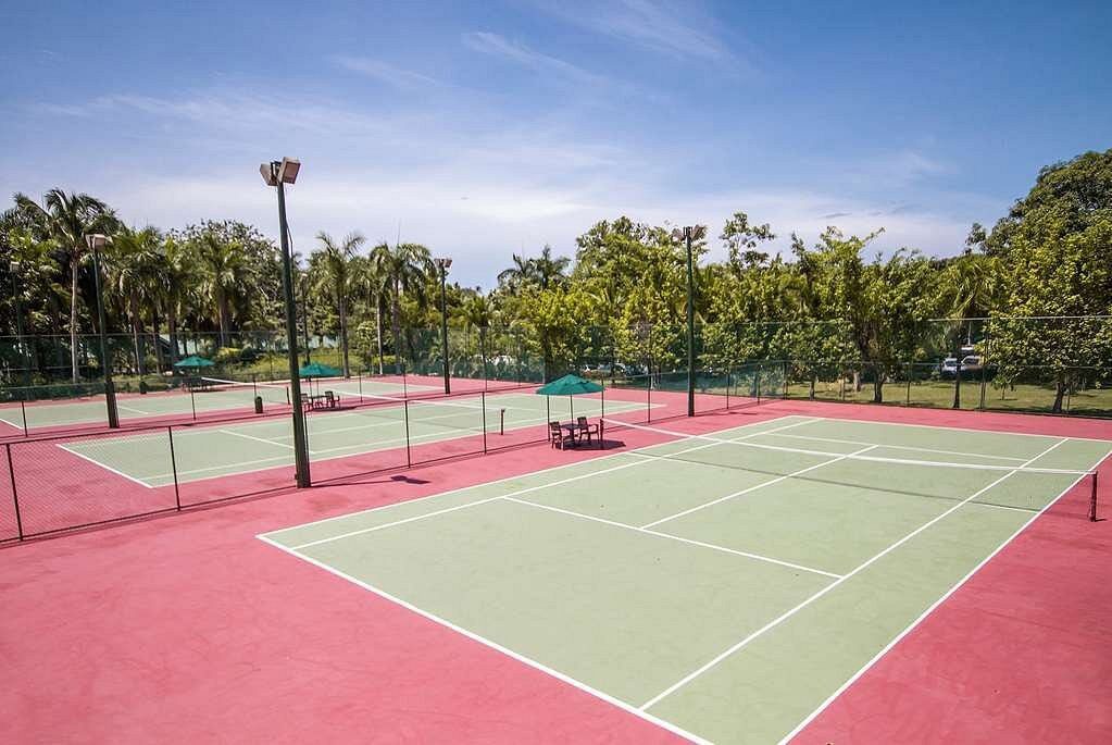 tennis-court