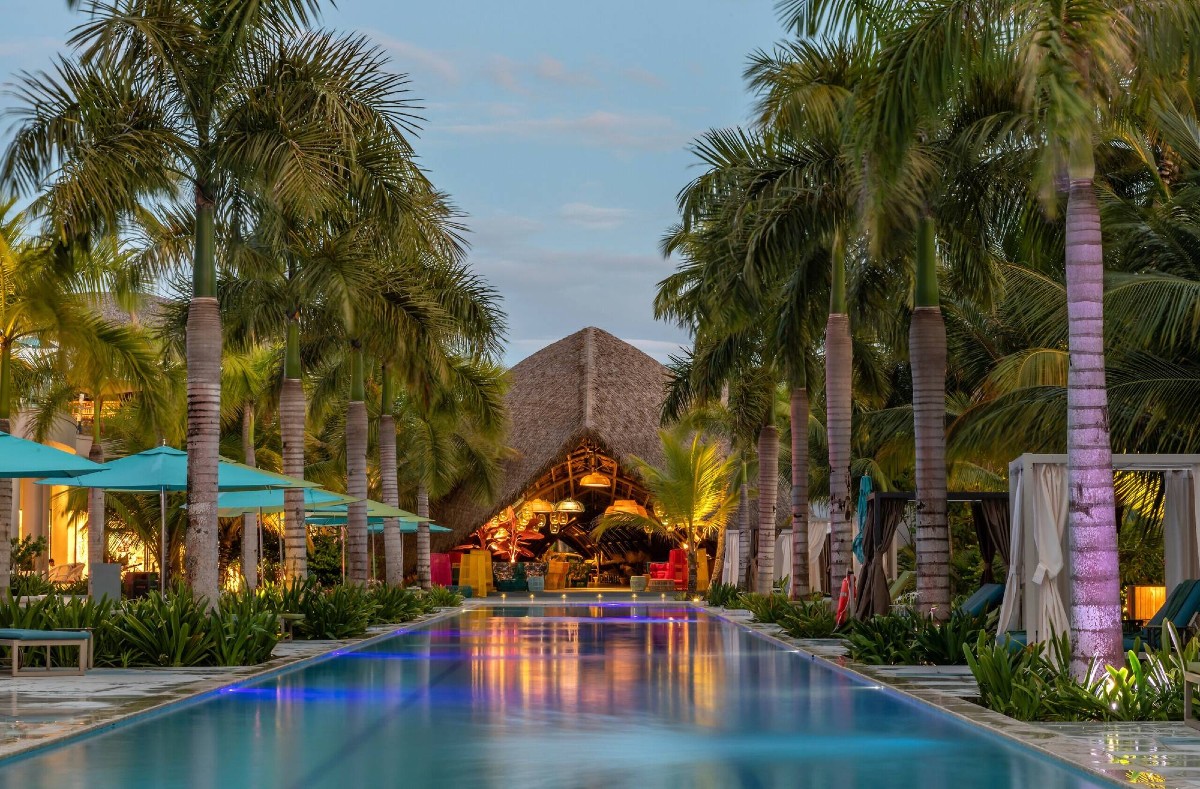 https_3A_2F_2Fns.clubmed.com_2Fdream_2FEXCLUSIVE_COLLECTION_2FResorts_2FMiches_Playa_Esmeralda_2F358789-3enqiylaha-swhr