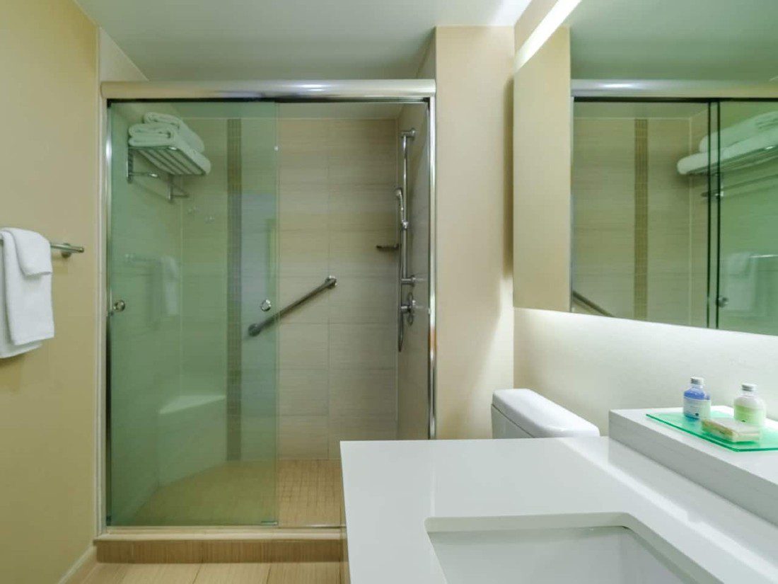 Hyatt-Place-Los-Cabos-P150-Shower.4x3