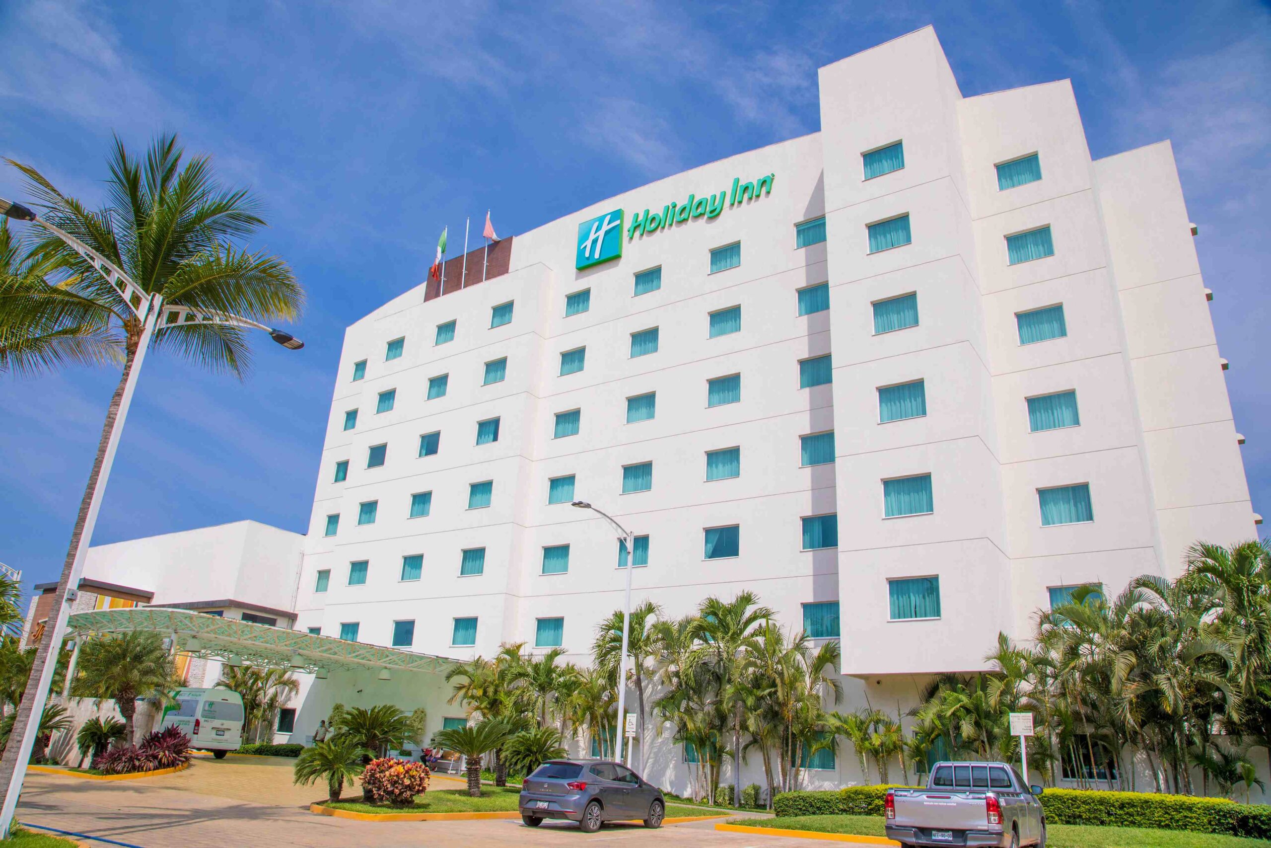 holiday-inn-acapulco-6992222550-3x2