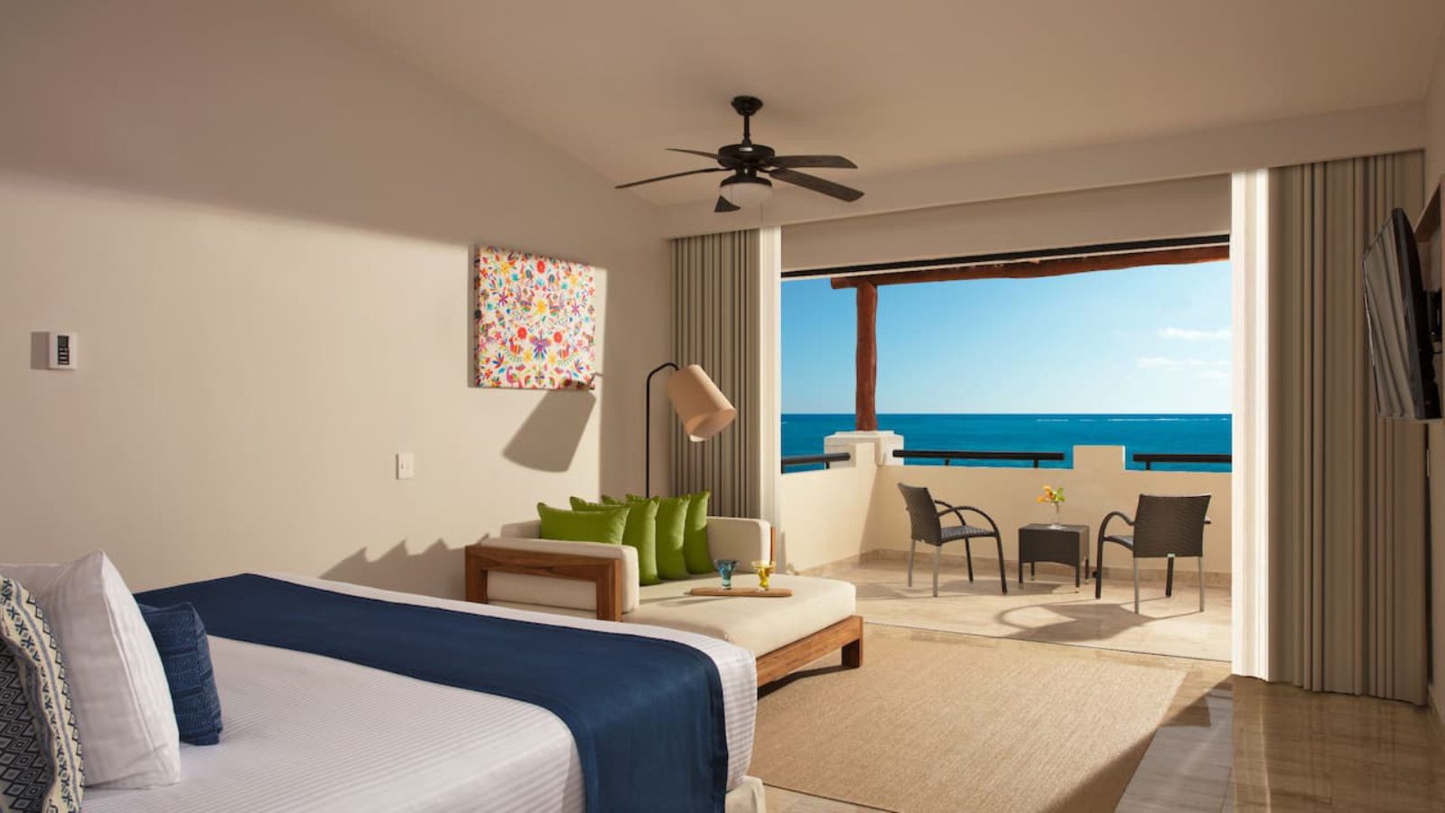 DRSRC-P0008-Preferred-Club-Master-Suite-Oceanfront