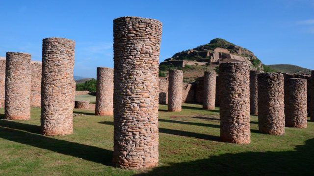 https://westchestertravel.com/wp-content/uploads/2023/08/La-Quemada-Archaeological-Site-640x360.jpg