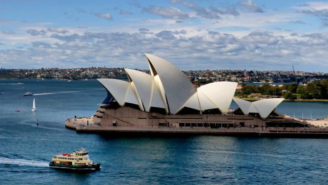 https://westchestertravel.com/wp-content/uploads/2023/08/Visit-the-Sydney-Opera-House-640x360.jpg