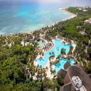 Grand Palladium Colonial Resort & Spa