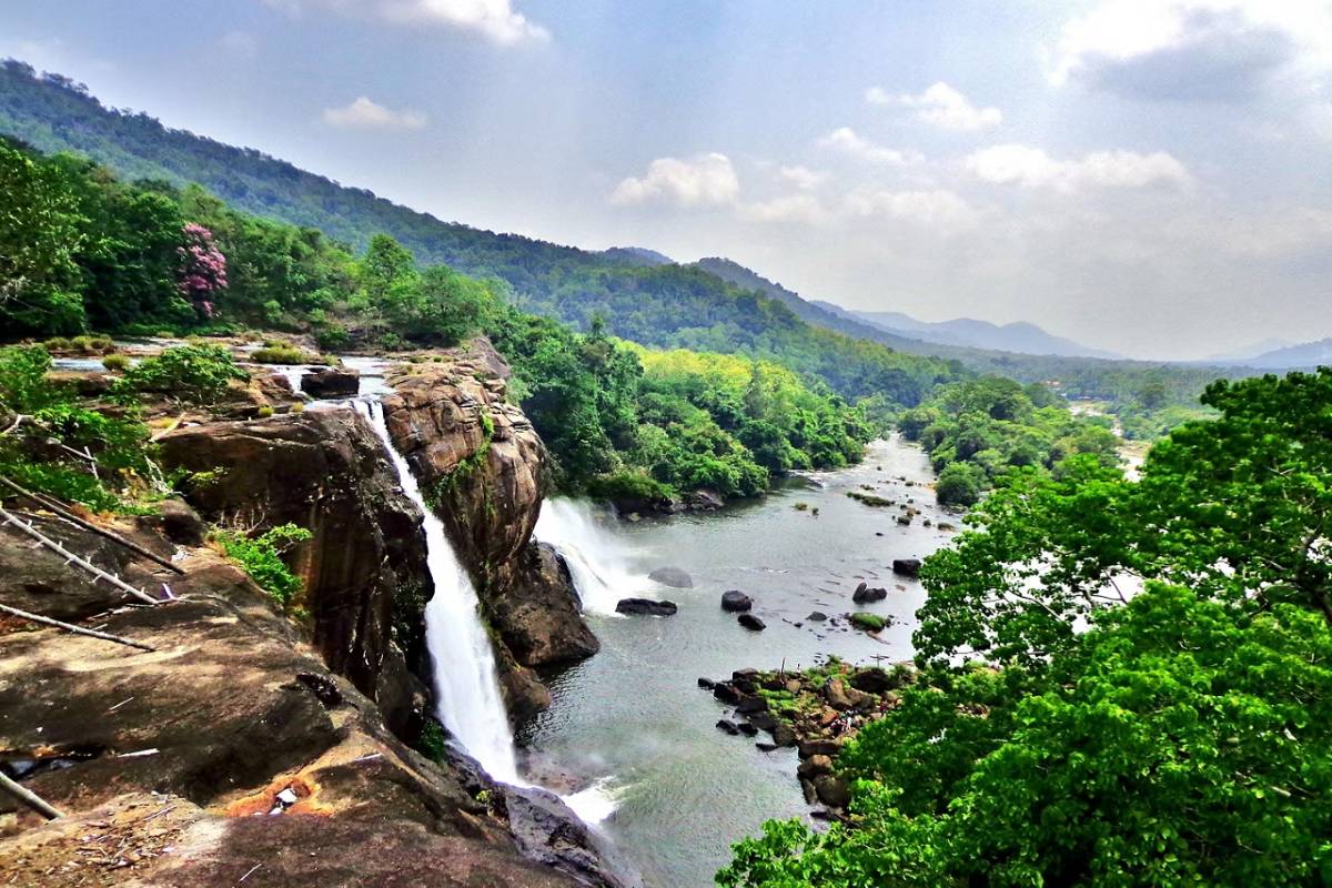 https://westchestertravel.com/wp-content/uploads/2024/09/cochin-india-waterfall-1.jpg